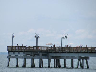 buckroe beach fishing pier